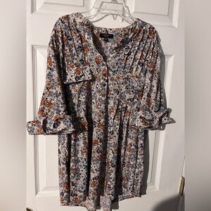 2x floral blouse